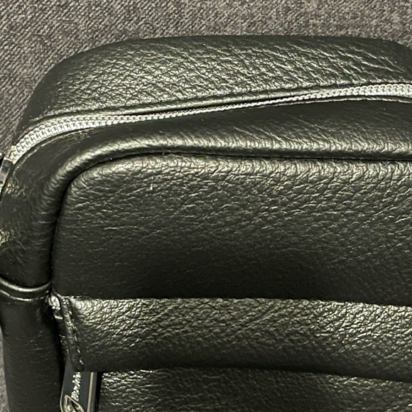 Disney Logo Buckle-Down embossed crossbody bag - Picture 5 of 7